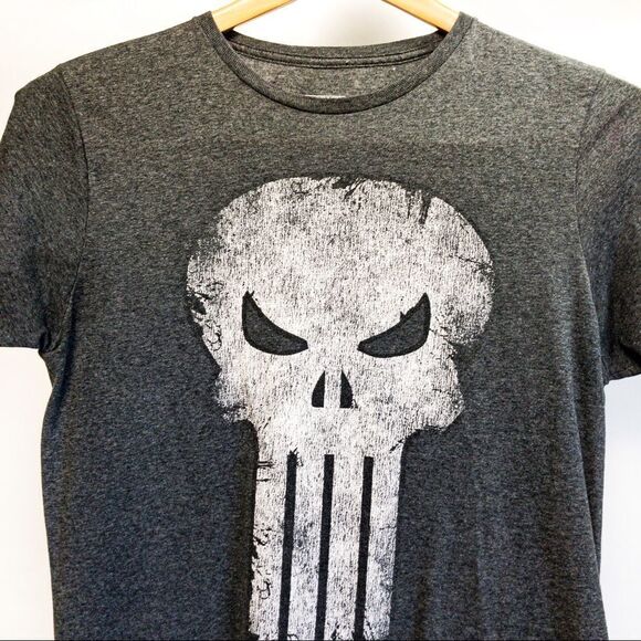 The Punisher Marvel Graphic T-Shirt Dark Gray MAD Engine Sz M - Picture 2 of 7